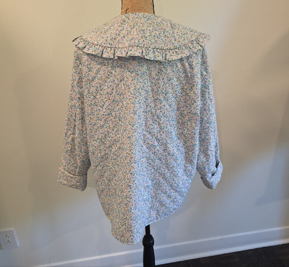 H&M Pastel Floral Ruffle-Collar Puffer Jacket - Picture 6 of 13
